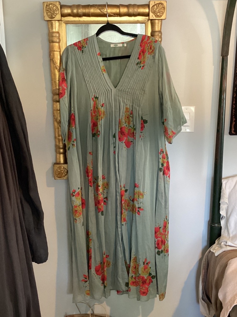 Dolma M beautiful midi dress light teal with red and mustard roses